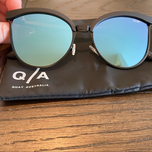 Quay Australia Accessories - Star Dust Quay Glasses